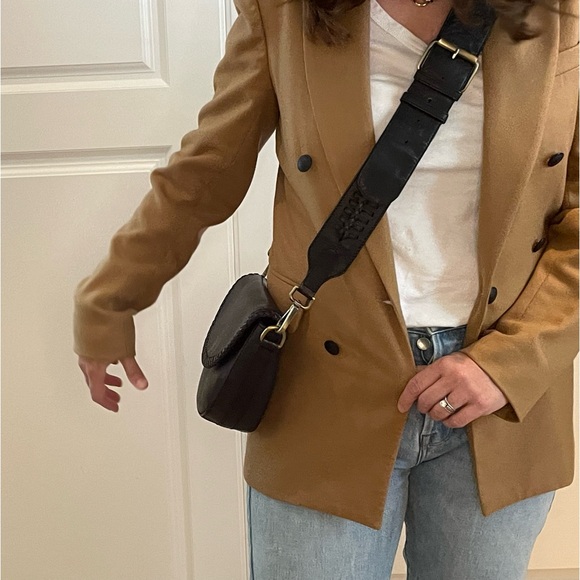 Fletcher | Leather Guitar Strap Crossbody Bag | Amsterdam Heritage - Picture 6 of 10